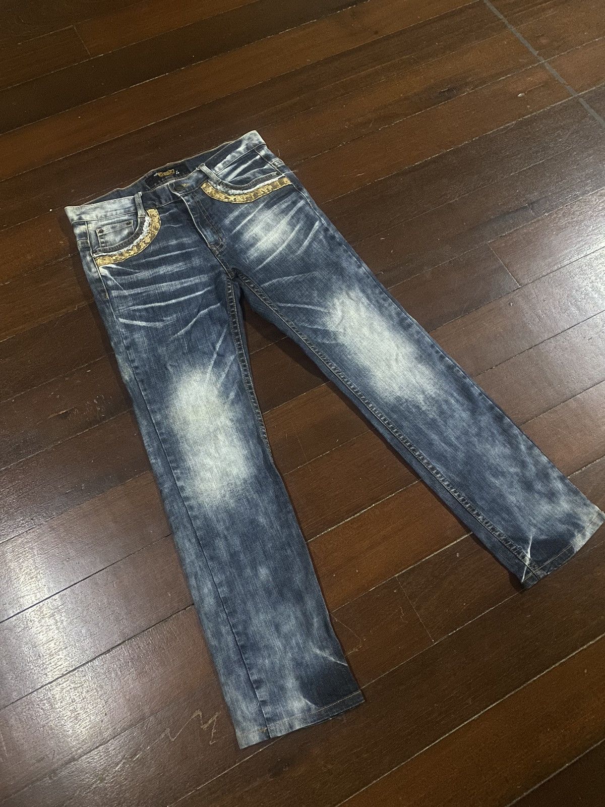 If Six Was Nine Rare Cloud 72 tribal flared jeans clawmark distressed Size US 35 - 8 Thumbnail