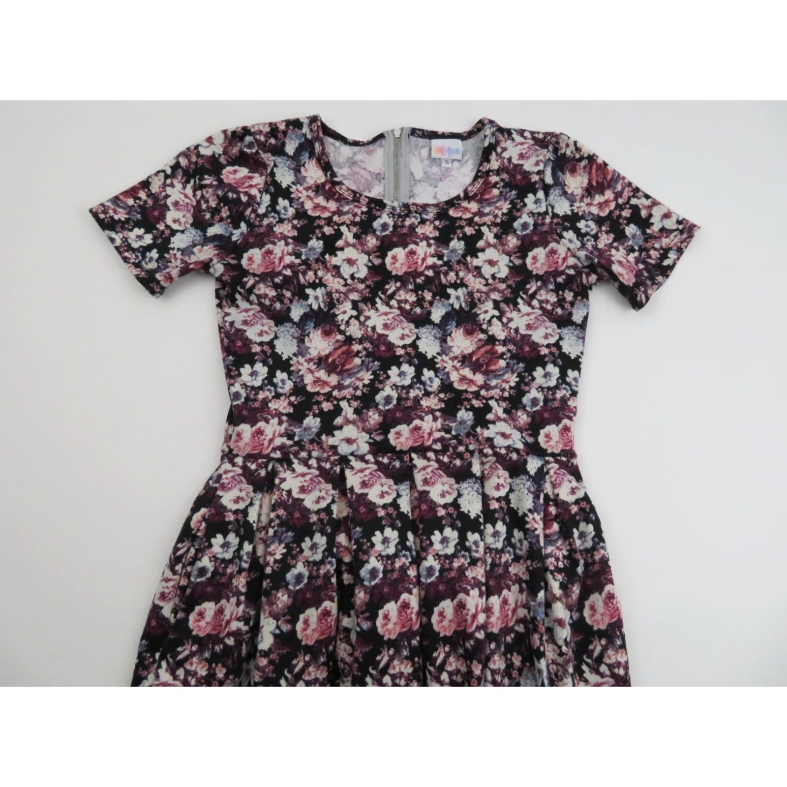 Vintage VINTAGE LuLaRoe Rose Floral Amelia Dress Small Unicorn Fit & Flare Zip Pleated Knee Length A-Line Womens Dress Green? Size S / US 4 / IT 40 - 4 Thumbnail