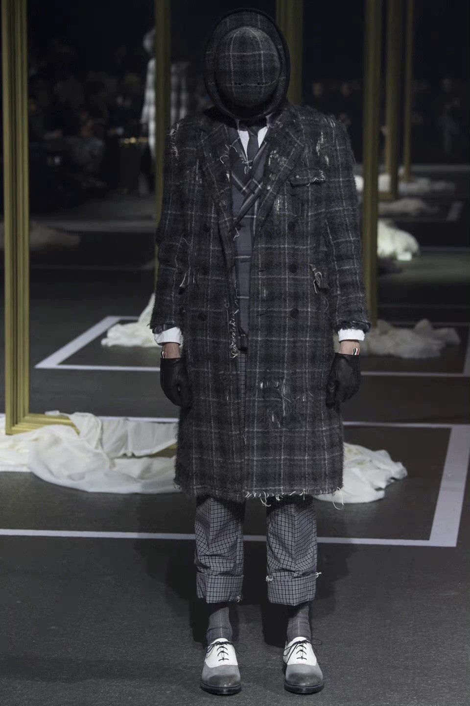 Thom Browne thom browne double-breasted coat in grey Size US S / EU 44-46 / 1 - 1 Thumbnail