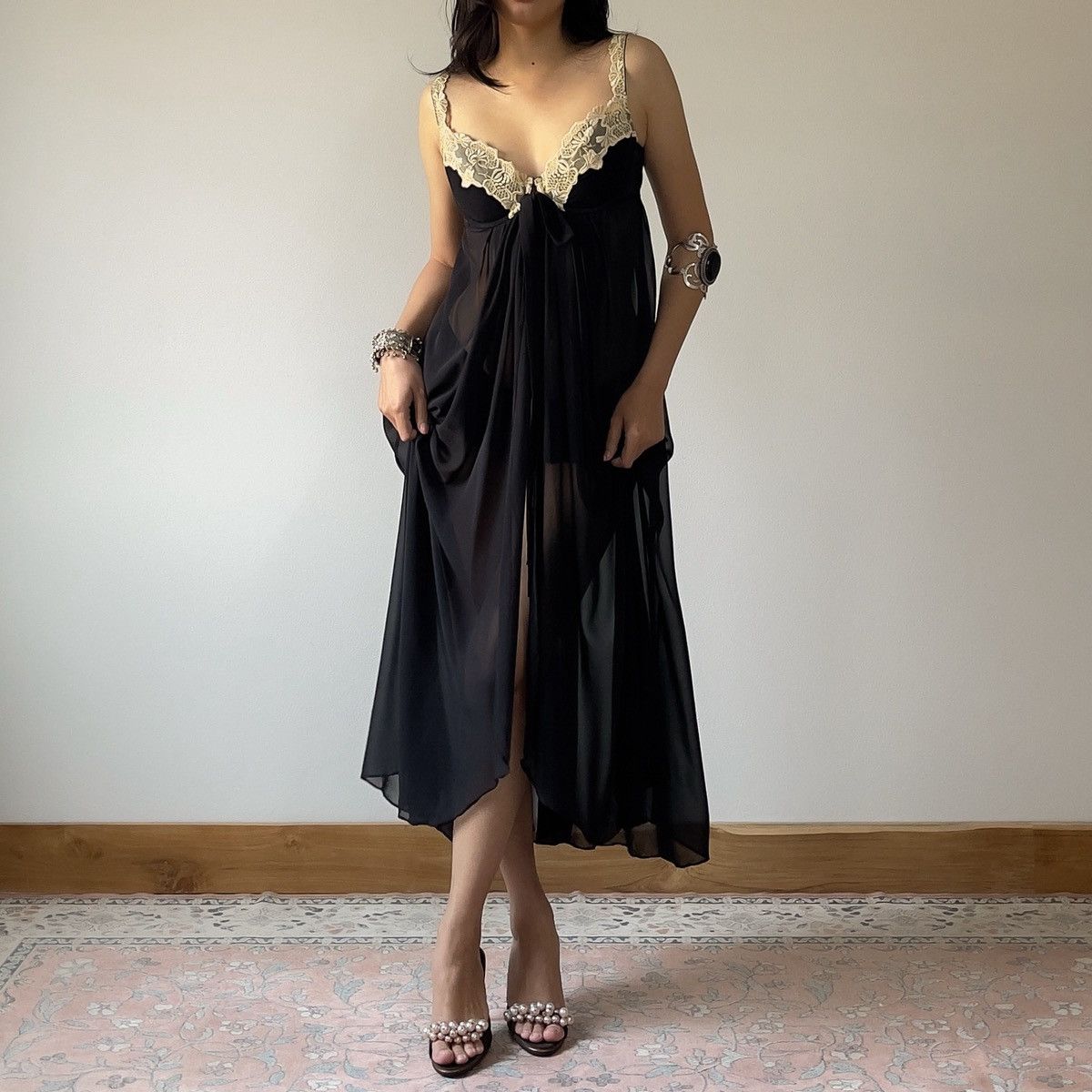 Victoria's Secret Victoria’s Secret 1990s Black Chiffon Lace Nightgown (S–M) Size M / US 6-8 / IT 42-44 - 6 Thumbnail
