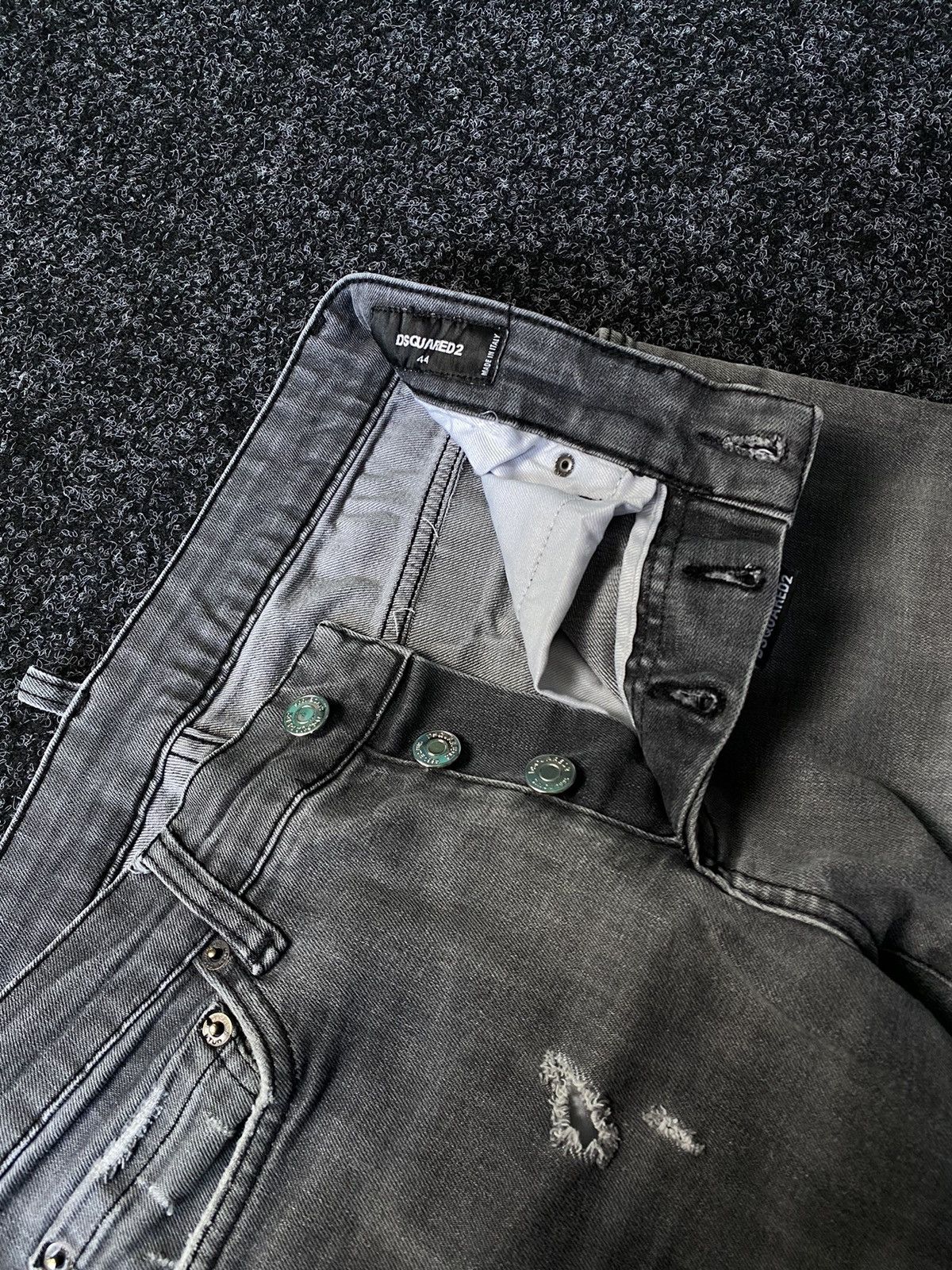 Dsquared2 Dsquared2 Distressed Denim pants Jeans Made In Italy 🇮🇹 Size US 29 - 7 Thumbnail