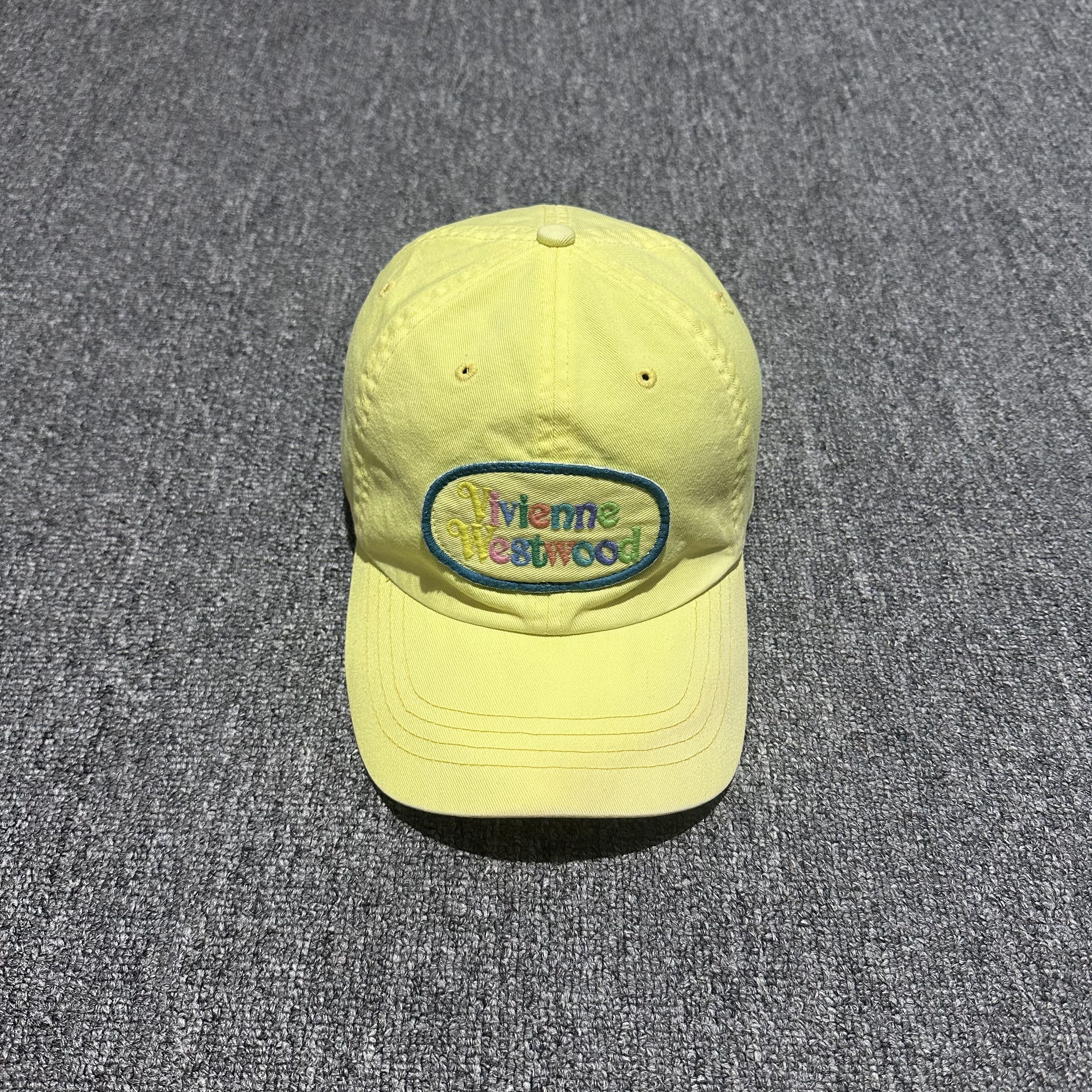 Vivienne Westwood Vivienne Westwood Hats Size ONE SIZE - 1 Thumbnail