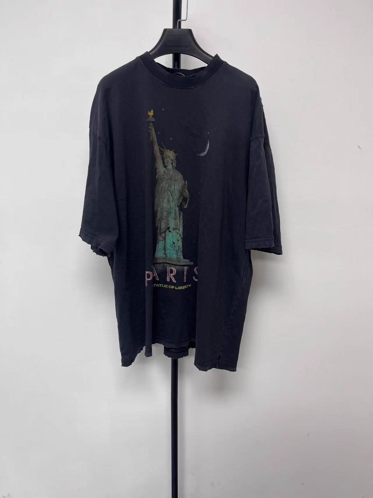 Balenciaga Balenciaga Logo Print Crewneck T-Shirt Black L Size US L / EU 52-54 / 3 - 1 Thumbnail
