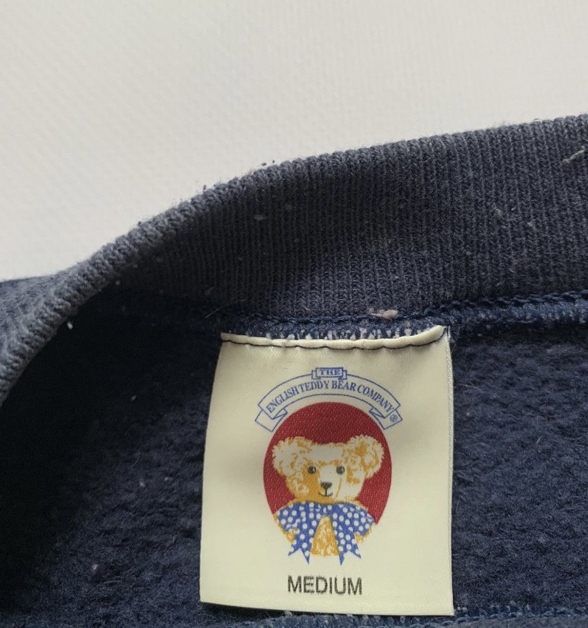Other Vintage Sweatshirt Teddy Bear English Size US M / EU 48-50 / 2 - 5 Thumbnail