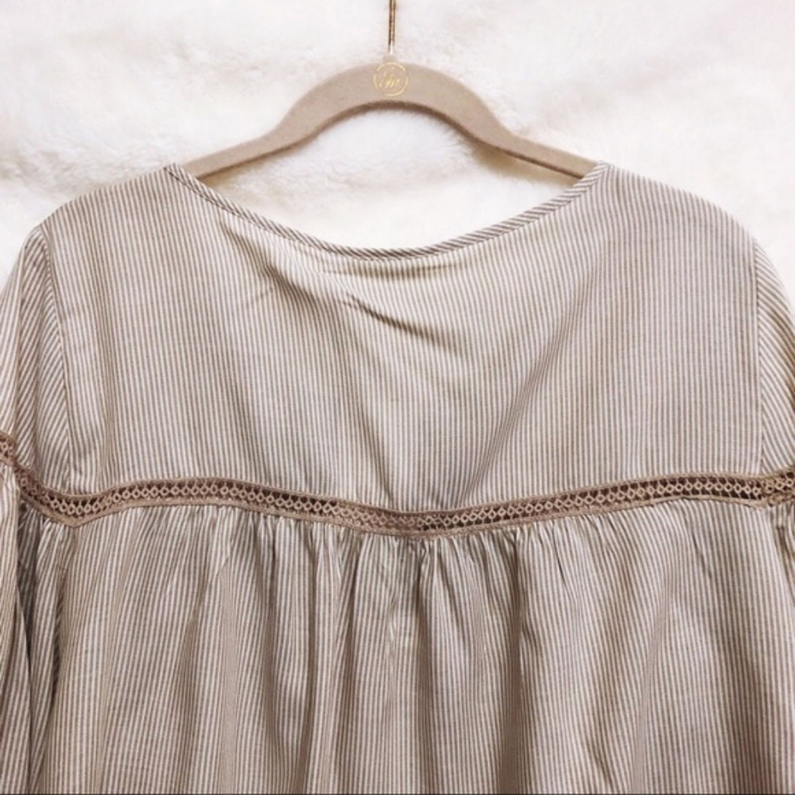 Other Max Studio Light Tan and White Striped Shirt Size S / US 4 / IT 40 - 3 Thumbnail
