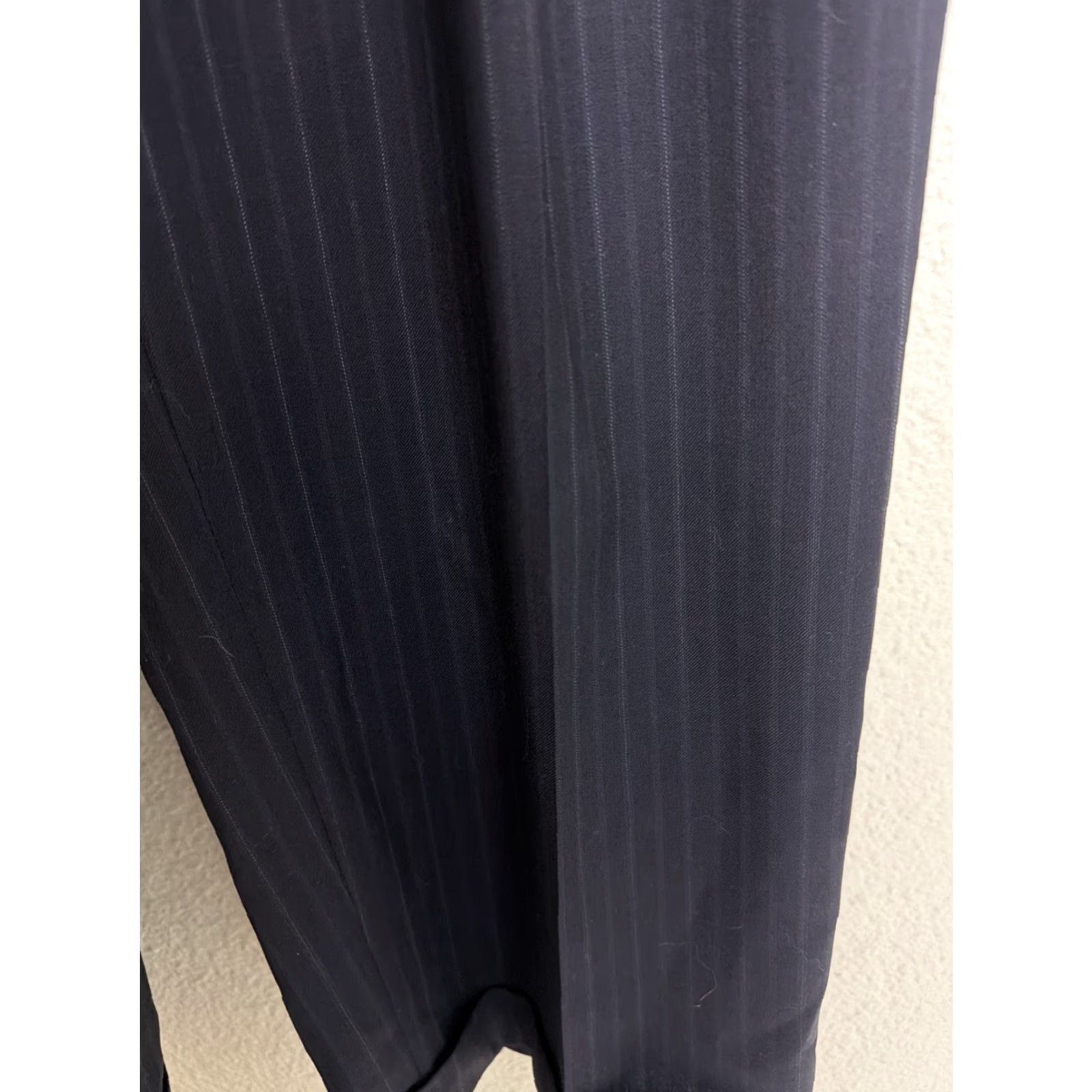 Vintage Hugo BOSS Wool Pleated Pants Mens 36x28 Black Blue Pinstripe Cuff Dress Pants Size US 36 / EU 52 - 5 Thumbnail