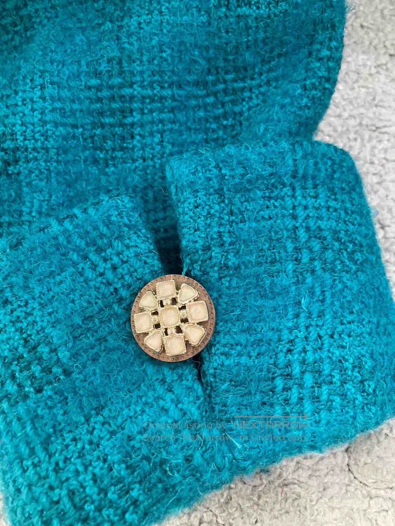 Chanel Chanel 19K Snow Series Peacock Blue and Green Glazed Buckl Size XS / US 0-2 / IT 36-38 - 3 Thumbnail