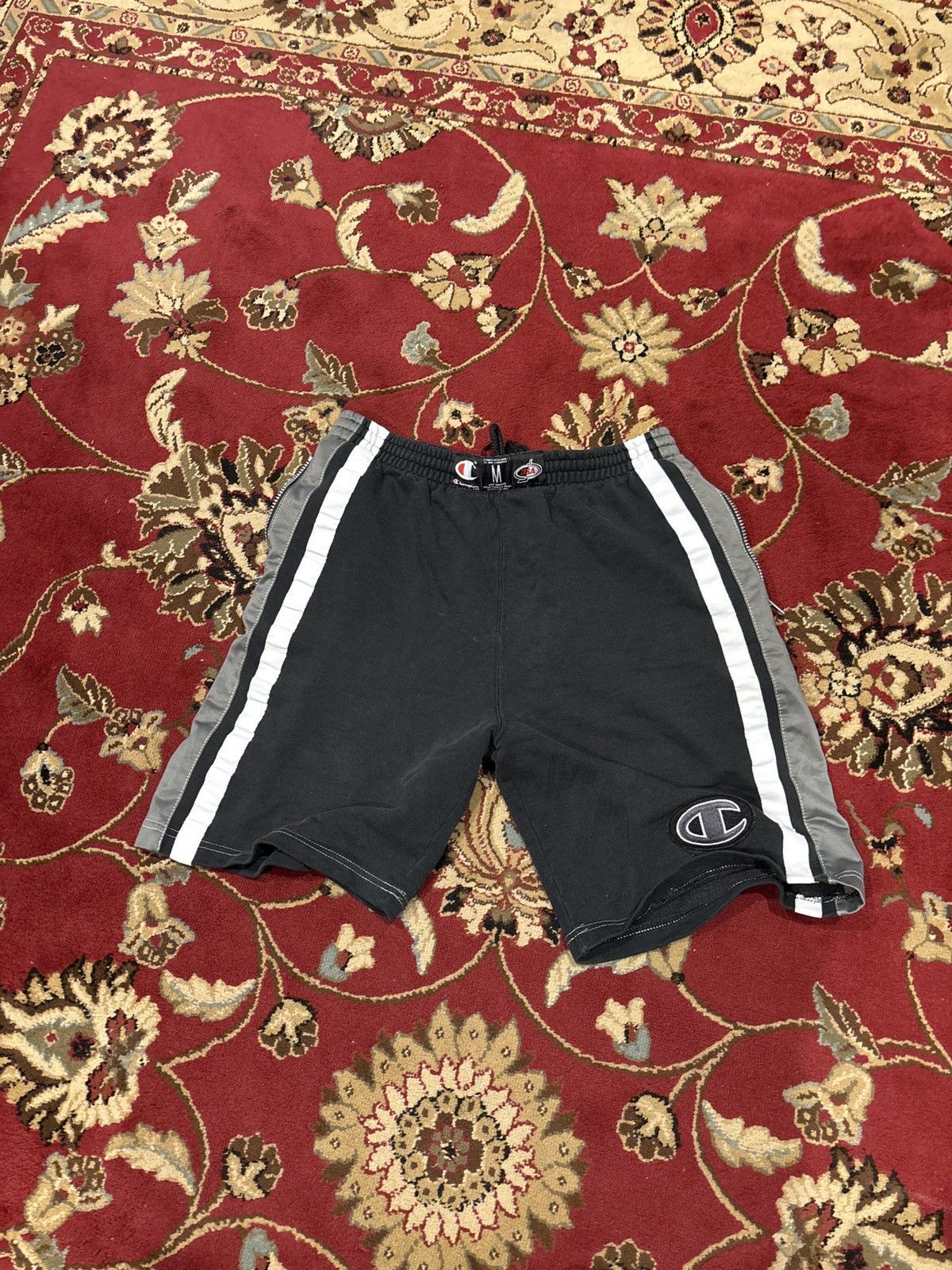 Champion Champion shorts Size US 31 - 1 Thumbnail