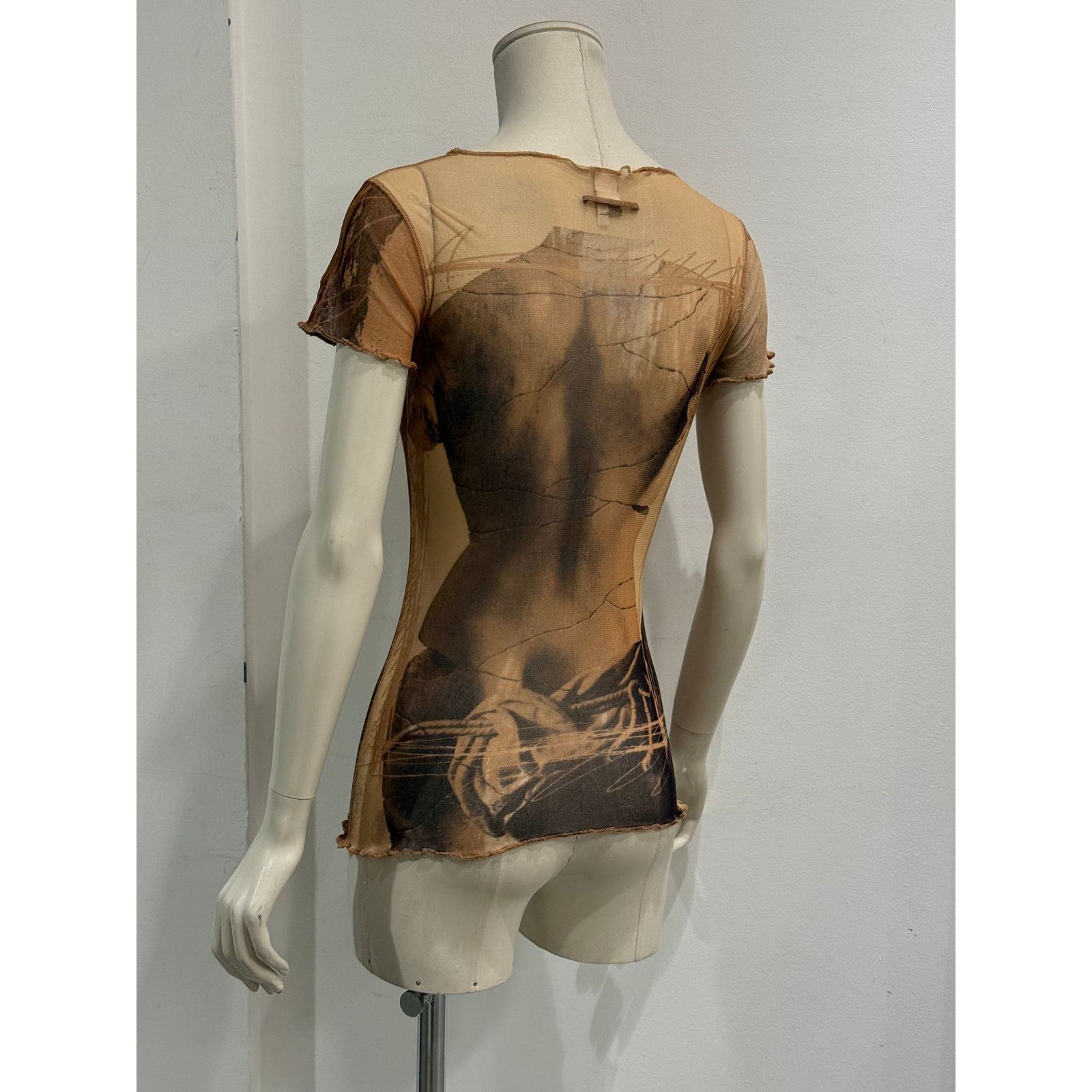 Jean Paul Gaultier 1999 Jean Paul Gaultier Venus de Milo mesh t-shirt Size M / US 6-8 / IT 42-44 - 9 Thumbnail