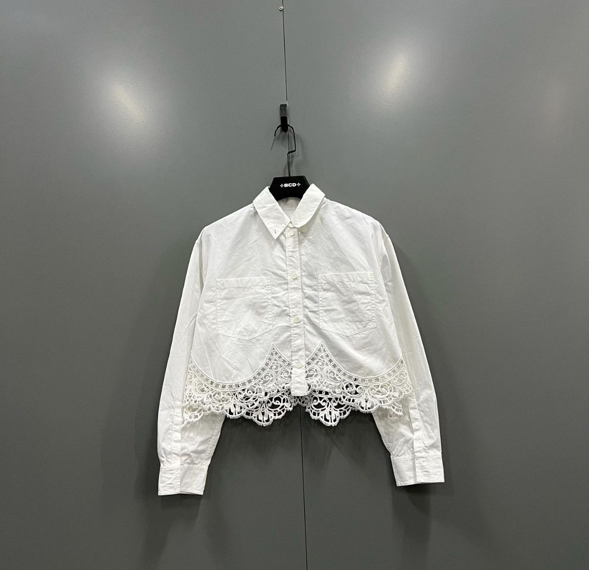 Burberry Burberry 23rd Style White Lace Long-Sleeve Shirt J41 Size S / US 4 / IT 40 - 1 Thumbnail
