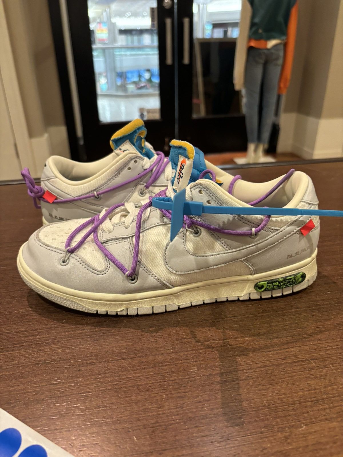 Nike × Off-White Nike Dunk Low Off-White ‘Lot 47’ Size US 9 / EU 42 - 2 Thumbnail