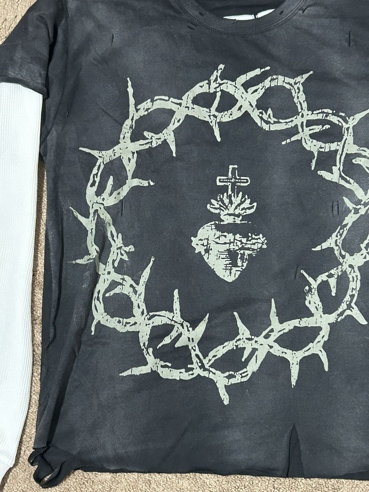 Other Distressed sacred heart double sleeve tee Size US M / EU 48-50 / 2 - 2 Thumbnail