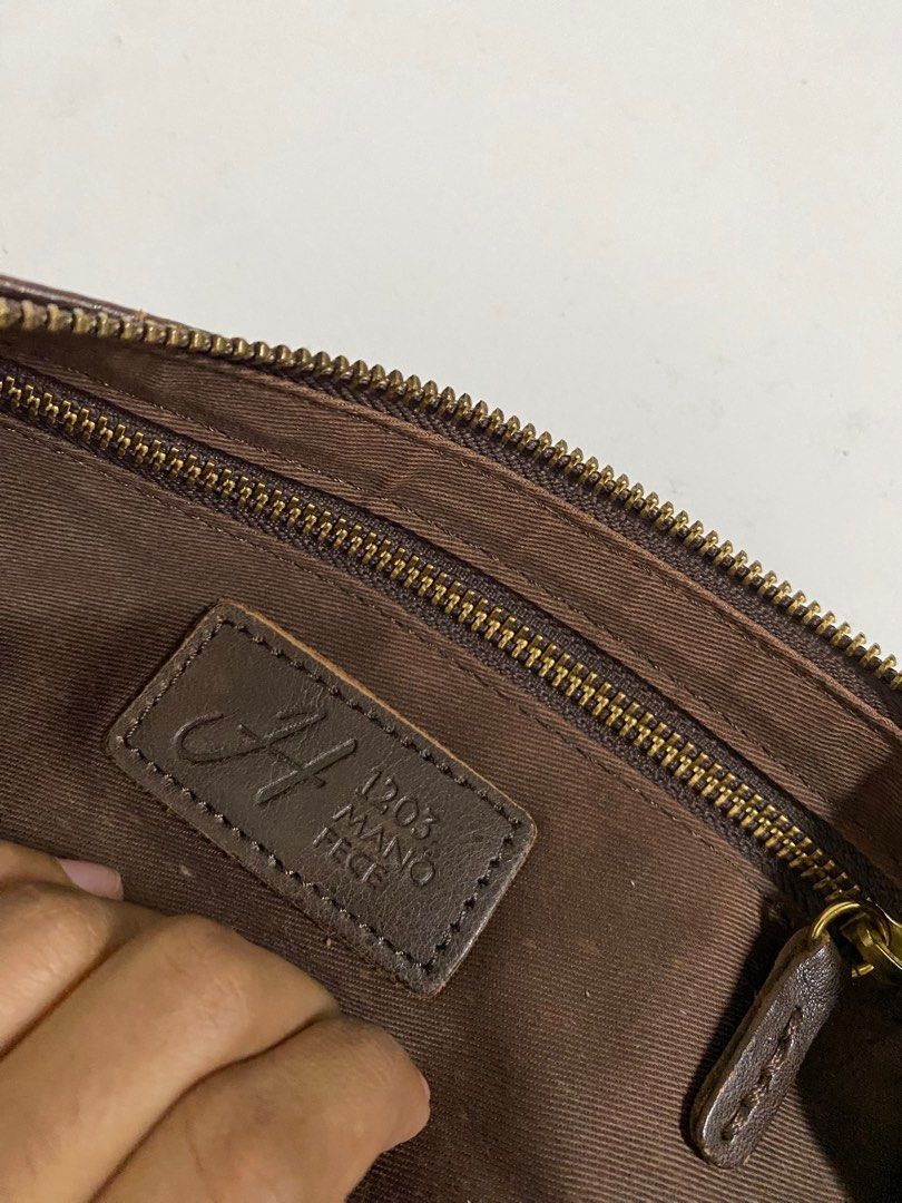 Leather H 1203 Mano Fece Japan Leather Sling Bag Size ONE SIZE - 7 Thumbnail