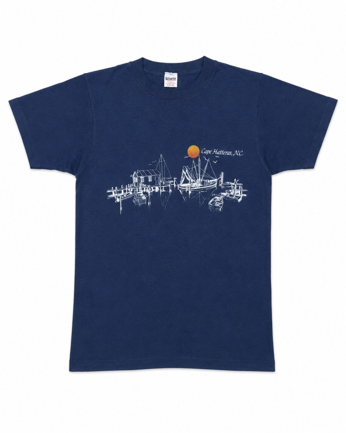 Vintage Vintage Cape Hatteras NC tourist T-Shirt (Collegiate Pacific Size US S / EU 44-46 / 1 - 1 Thumbnail
