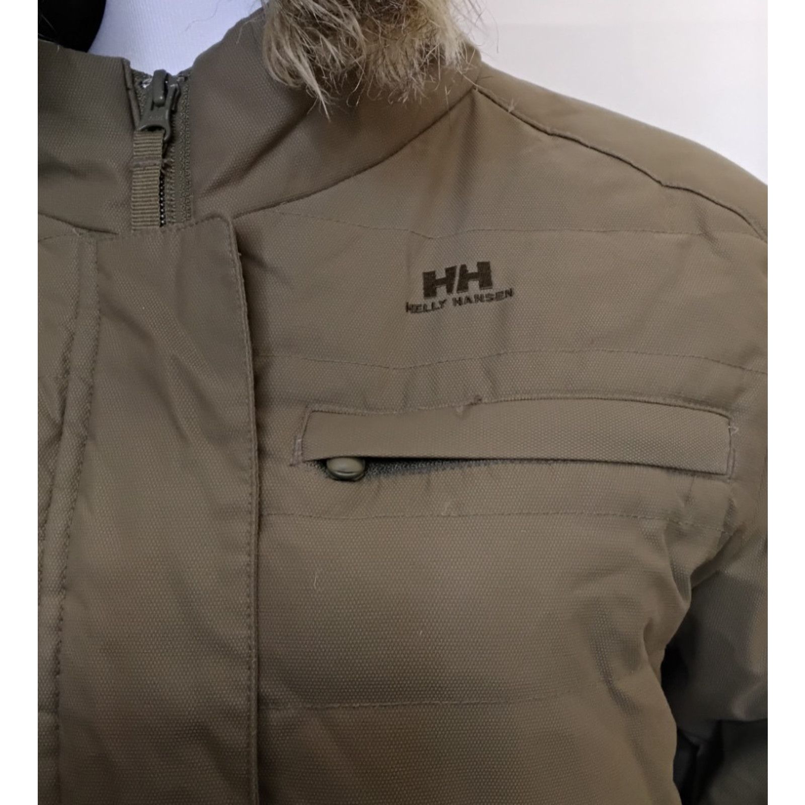 Helly Hansen Helly Hansen Down Jacket Women's M Army Green Fur Trim Hood Size M / US 6-8 / IT 42-44 - 6 Thumbnail