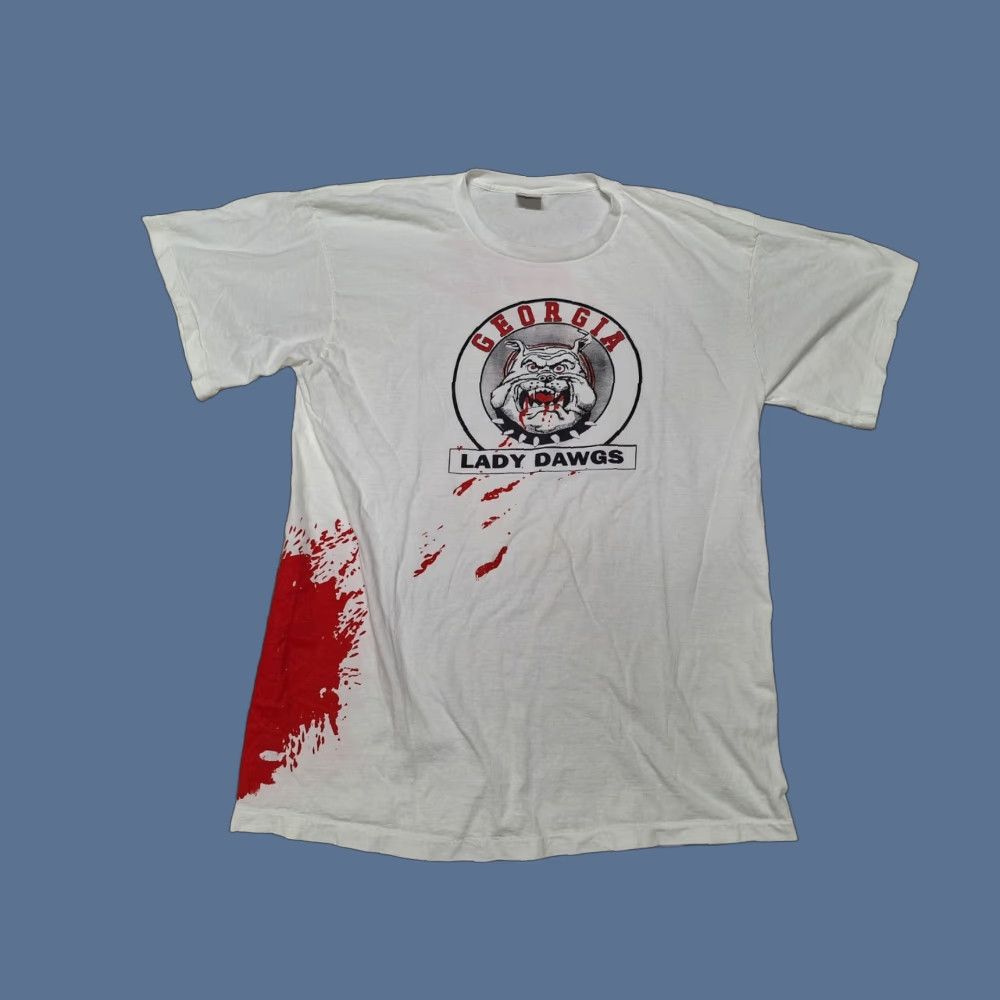 Nike VINTAGE Georgia Bulldogs Nike Shirt 2XL White 100% cotton Crew Neck Short Sleeve Mens 90s Blood Logo Uga Size US XXL / EU 58 / 5 - 1 Thumbnail