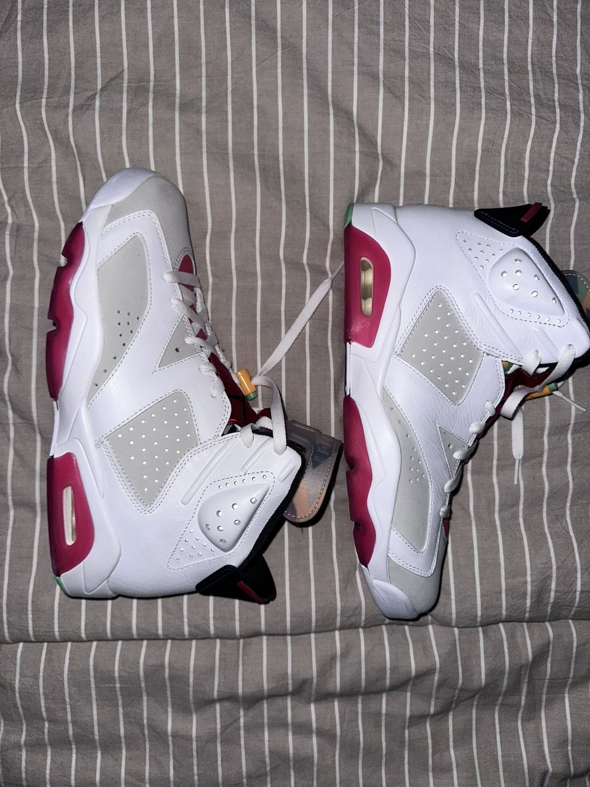 Jordan Brand Jordan 6’s “Hare” Retro (2020) Size US 10 / EU 43 - 10 Thumbnail