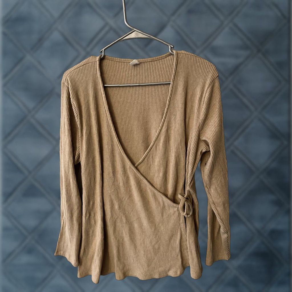 Old Navy Old Navy Knit Top Shirt XL Brown Long Sleeve V-Neck Wrap Surplice Ribbed Stretch Size XL / US 12-14 / IT 48-50 - 1 Thumbnail