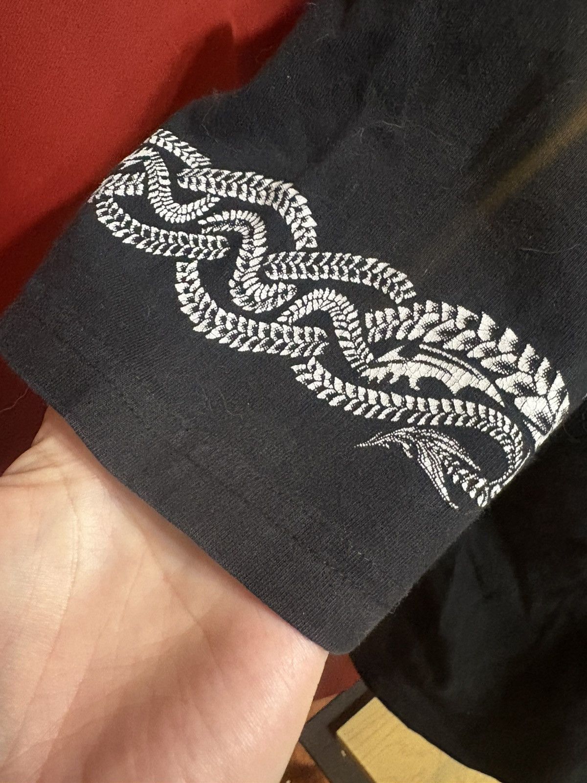 Vintage Vintage Dragon x Skull Coil Tshirt Y2K Streetwear Size US M / EU 48-50 / 2 - 4 Thumbnail