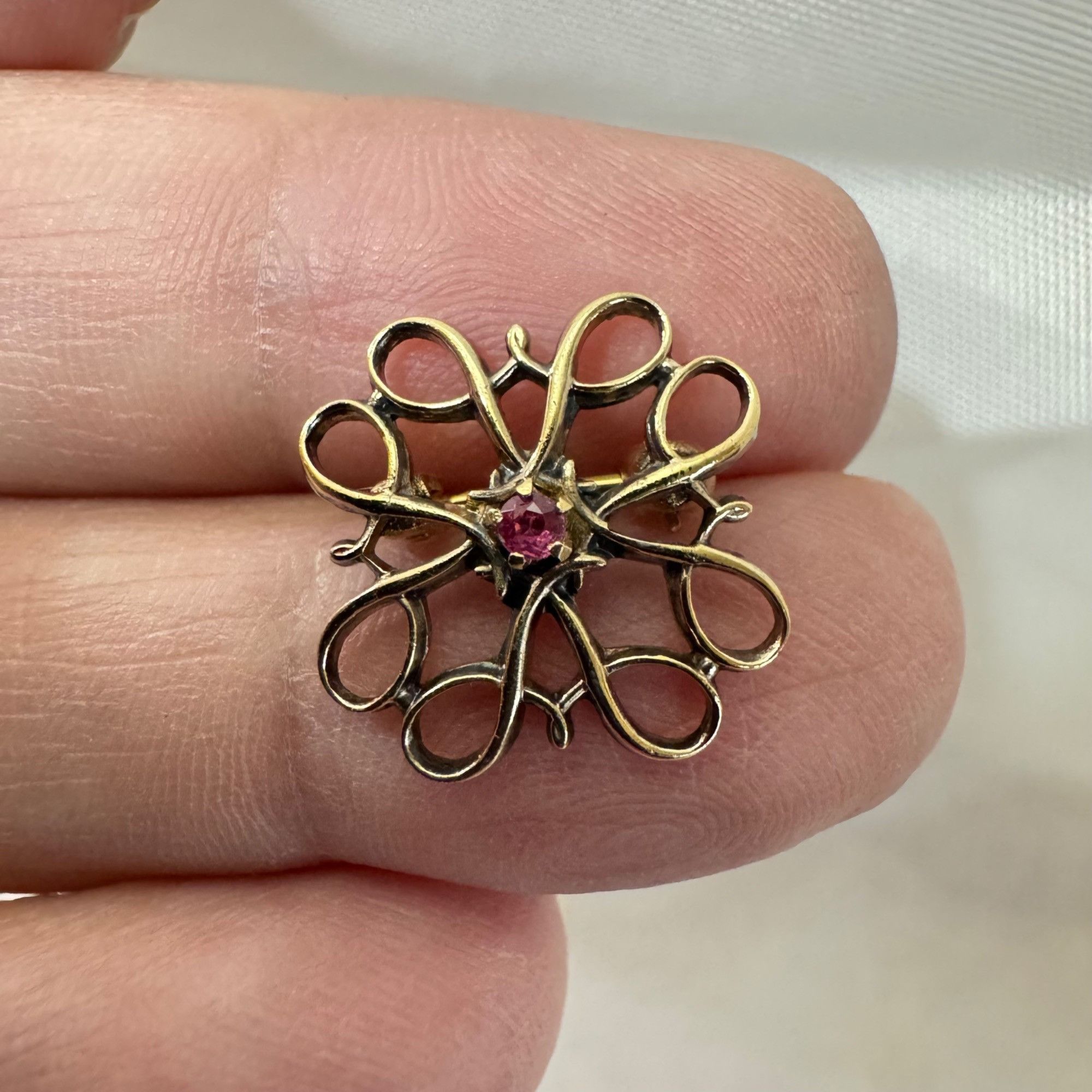 Vintage Gold Over Sterling Silver 925 Geometric Spinel Prong Set Sta Size ONE SIZE - 1 Thumbnail