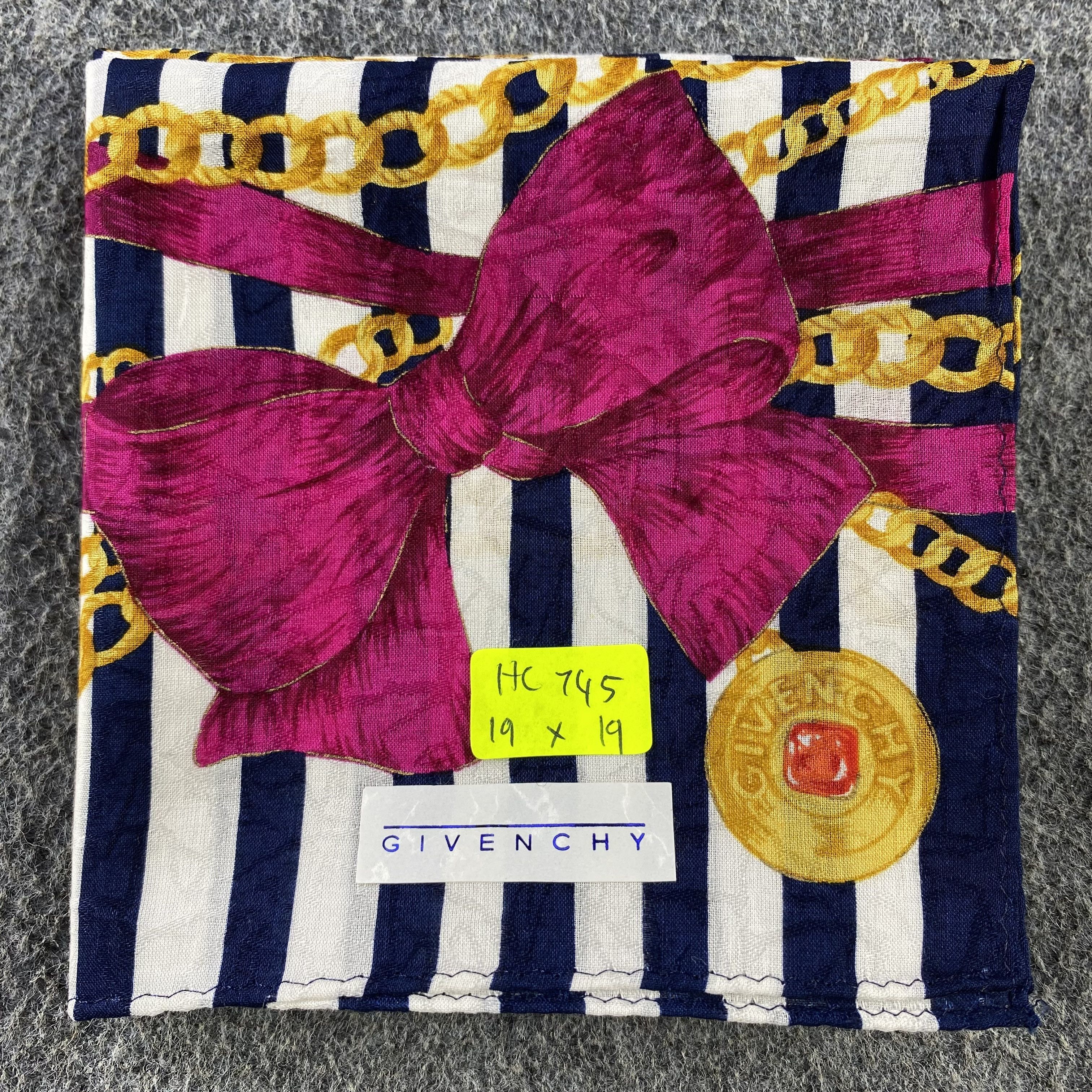 Vintage Givenchy Handkerchief/Neckerchief/Bandana HC745 Size ONE SIZE - 5 Thumbnail
