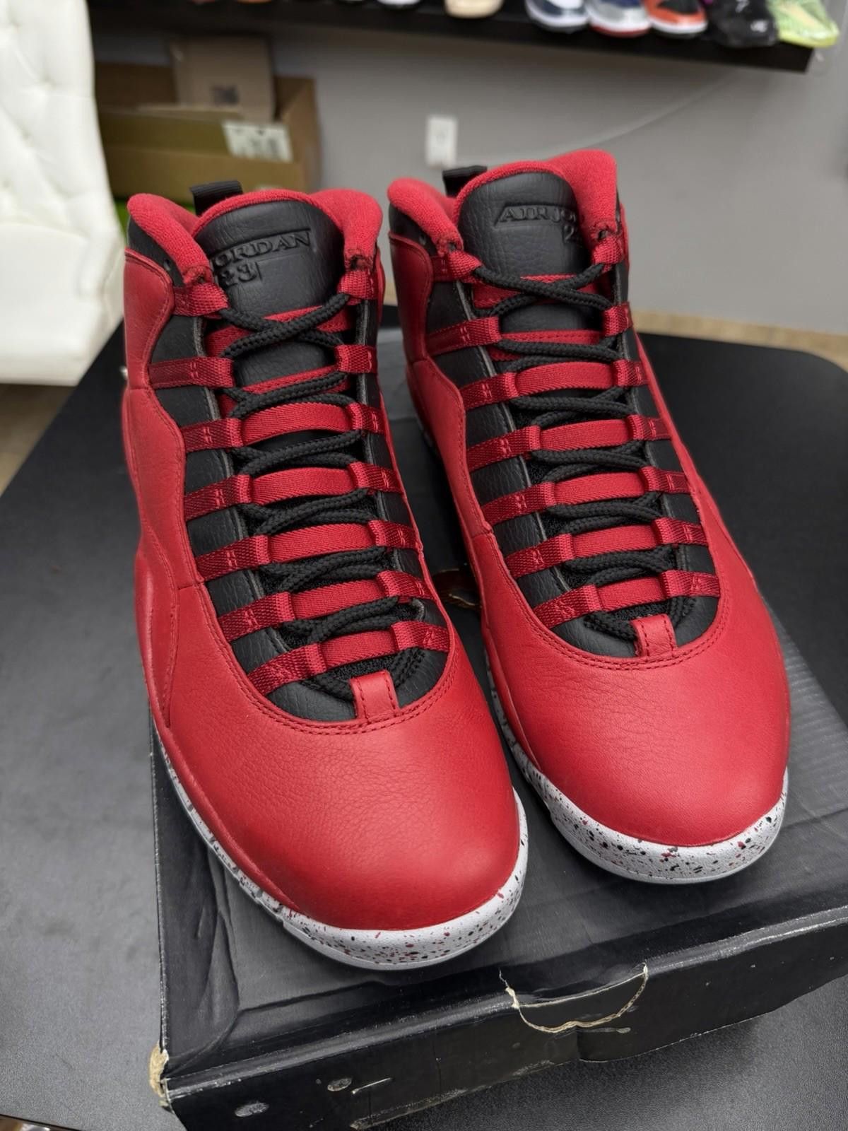 Jordan Brand Air Jordan 10 Retro Bulls Over Broadway 2015 Men's Size 10 Size US 10 / EU 43 - 6 Thumbnail