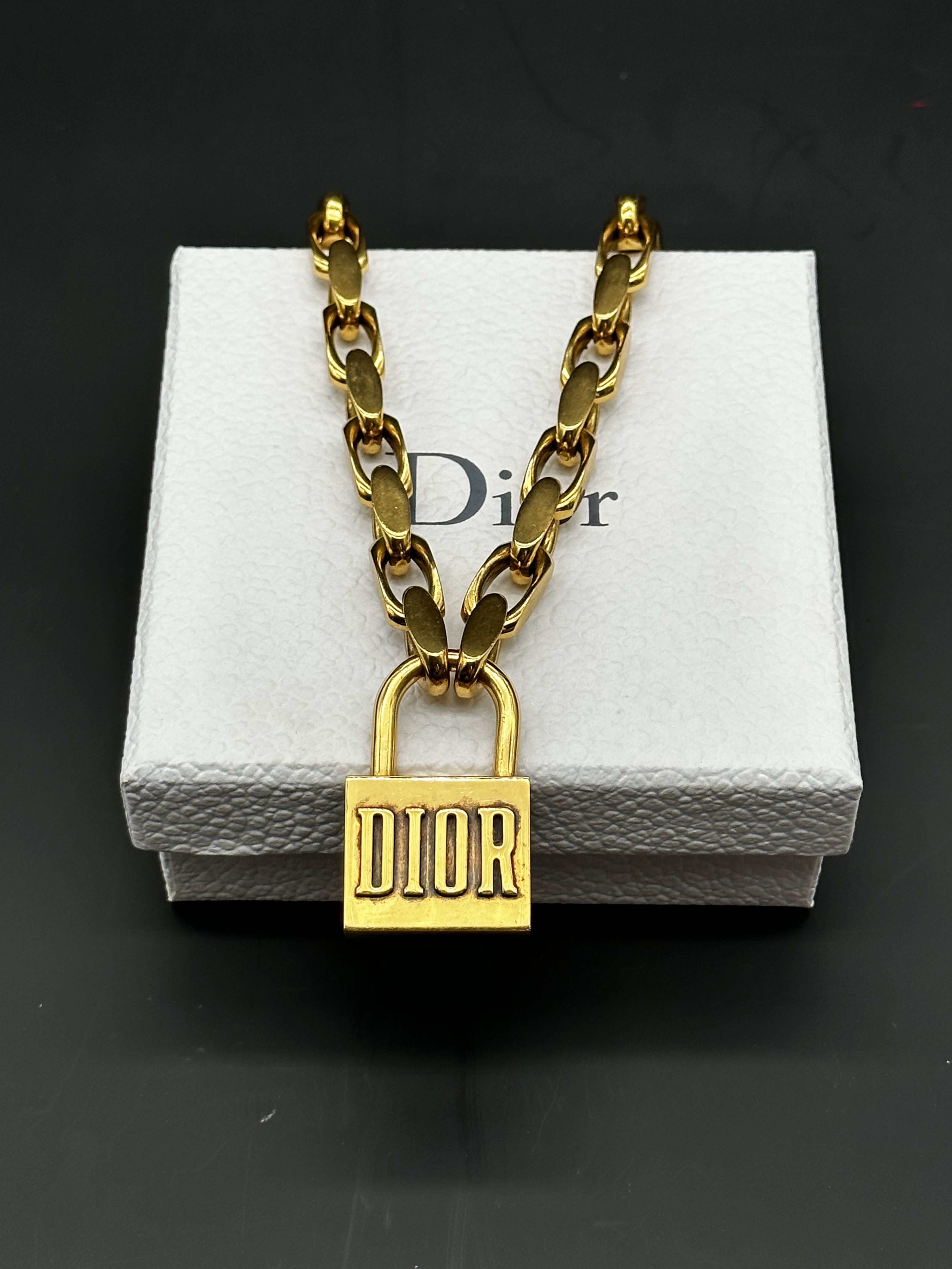 Dior padlock outlet necklace 2018