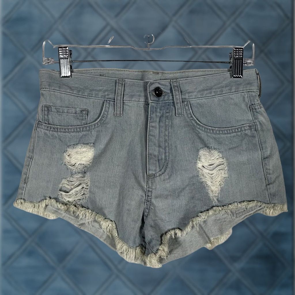 Vans Vans Denim Jean Shorts Stretch Check Light Womens Size 3 Boyfriend Blue 2.0 in Inseam Cuffed 5-Pocket Denim Cotton Blend Vintage No Womens Size 26" / US 2 / IT 38 - 1 Thumbnail