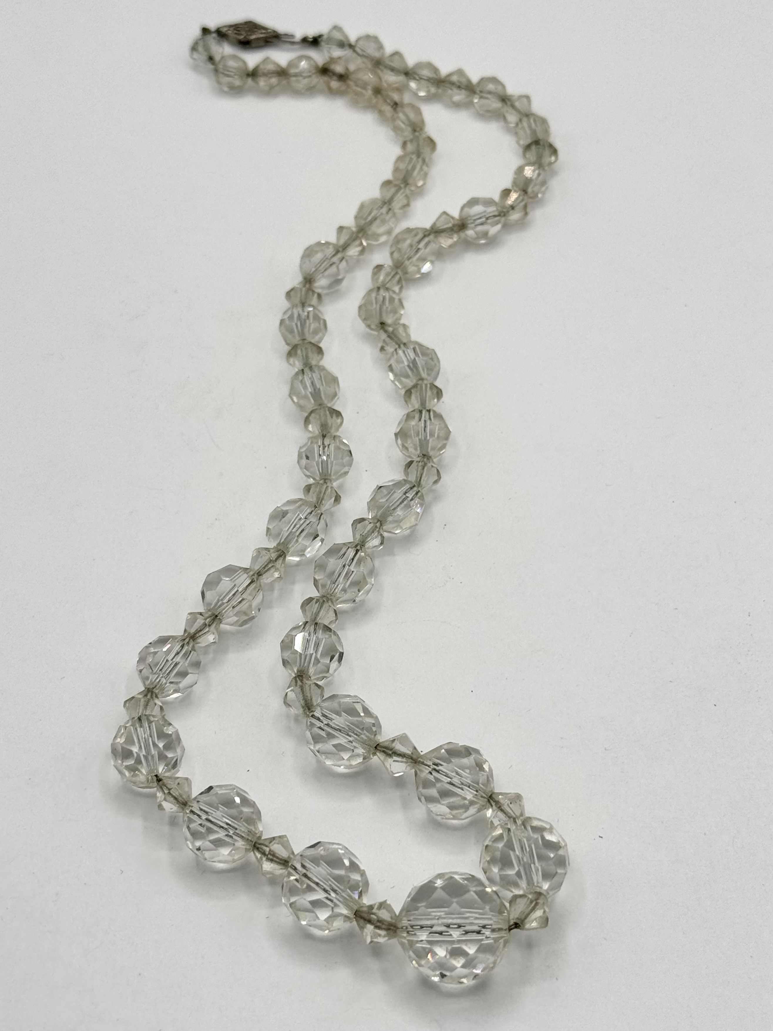Vintage Estate Rock Crystal graduating chain beaded necklace Size ONE SIZE - 2 Thumbnail