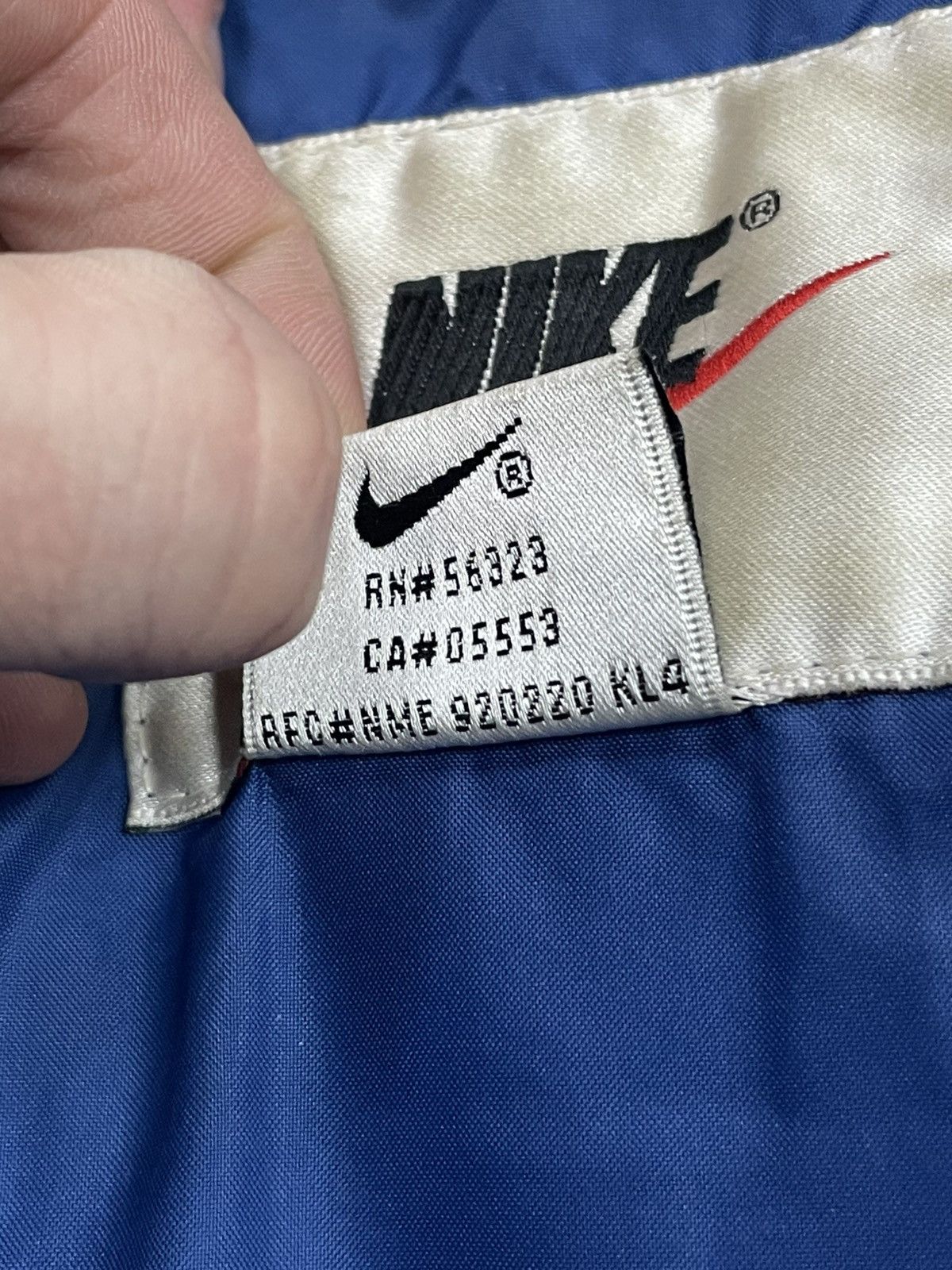 Nike Vintage Nike Big Logo Boxy Insulated Jacket Size US XL / EU 56 / 4 - 10 Thumbnail