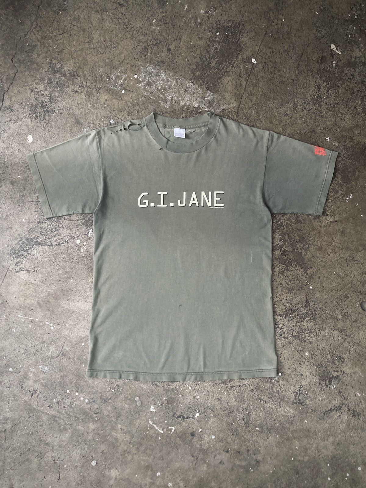 Vintage Vintage ‘97 G.I Jane Movie Promo Tee Size US L / EU 52-54 / 3 - 1 Thumbnail