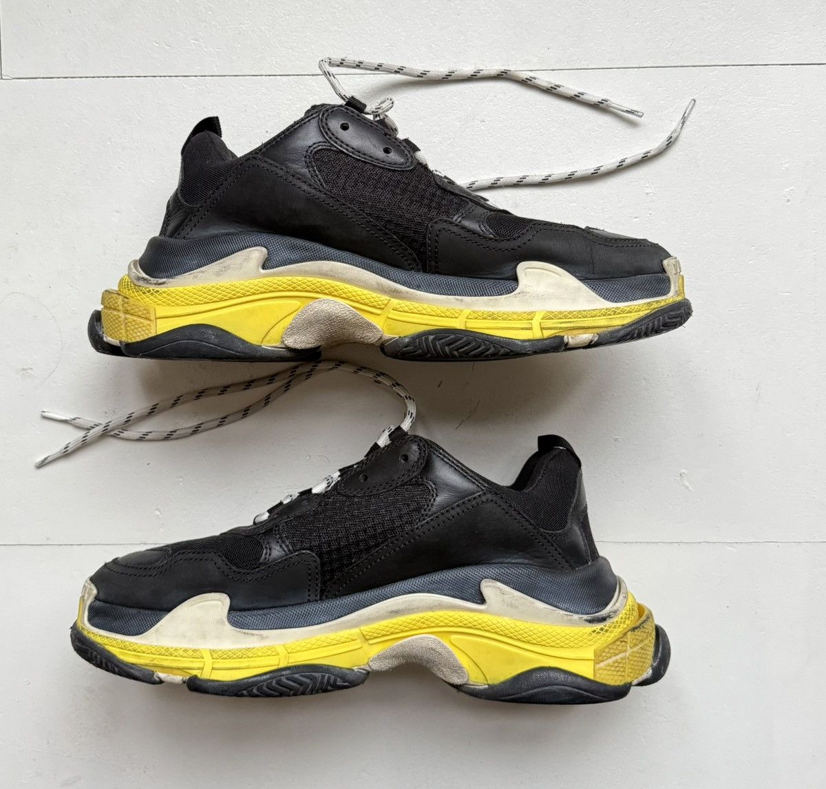Balenciaga Balenciaga Triple S Black Size US 9 / EU 42 - 2 Thumbnail