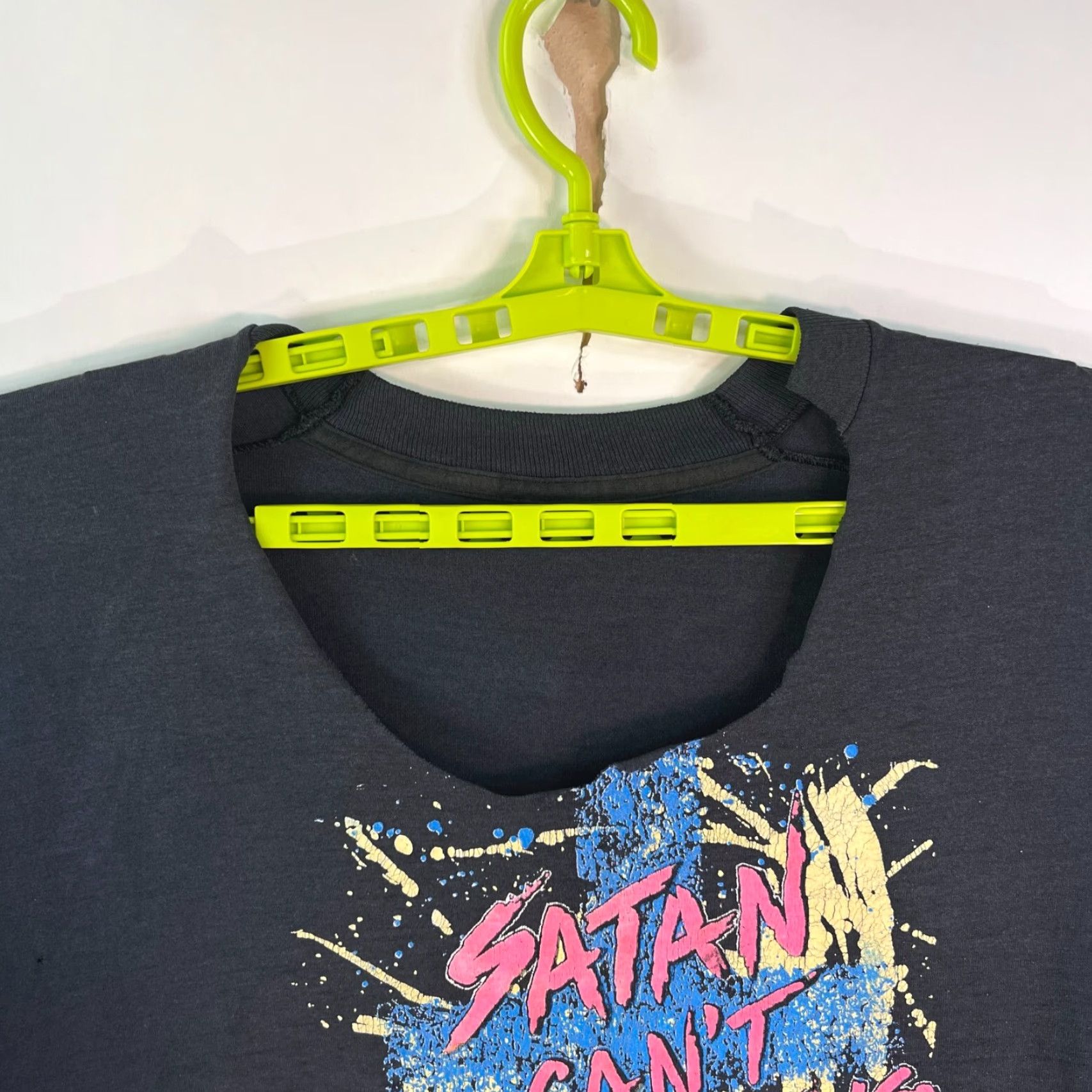 Vintage VINTAGE Satan Cant Touch This T-Shirt Men L Black Crew Neck Short Sleeve 100% Cotton Art Tee Size US L / EU 52-54 / 3 - 3 Thumbnail