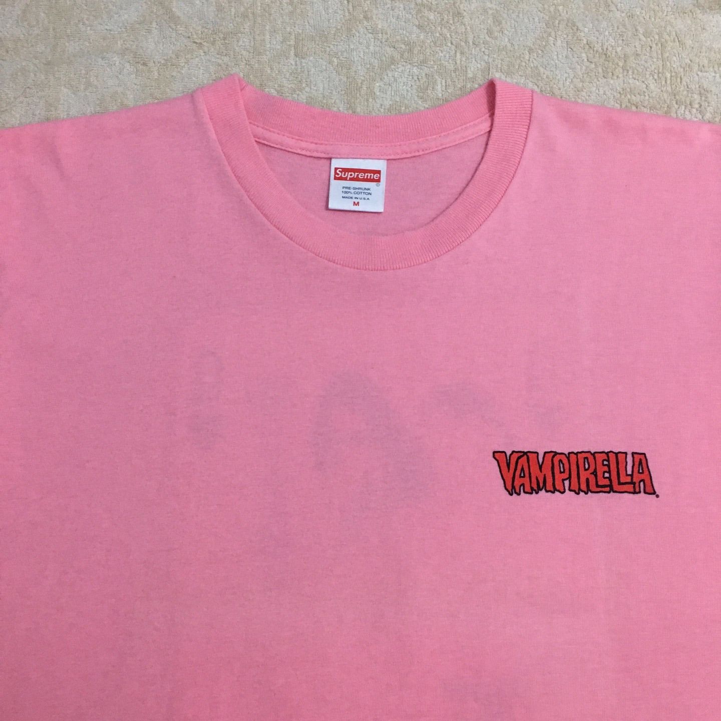 Supreme Supreme Vampirella SS17 Card Tee Bright Coral Size US M / EU 48-50 / 2 - 8 Thumbnail