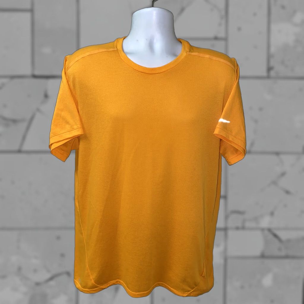 Nike Nike Mens T-Shirt Short Sleeve Orange Dri-Fit XL Size US XL / EU 56 / 4 - 1 Thumbnail