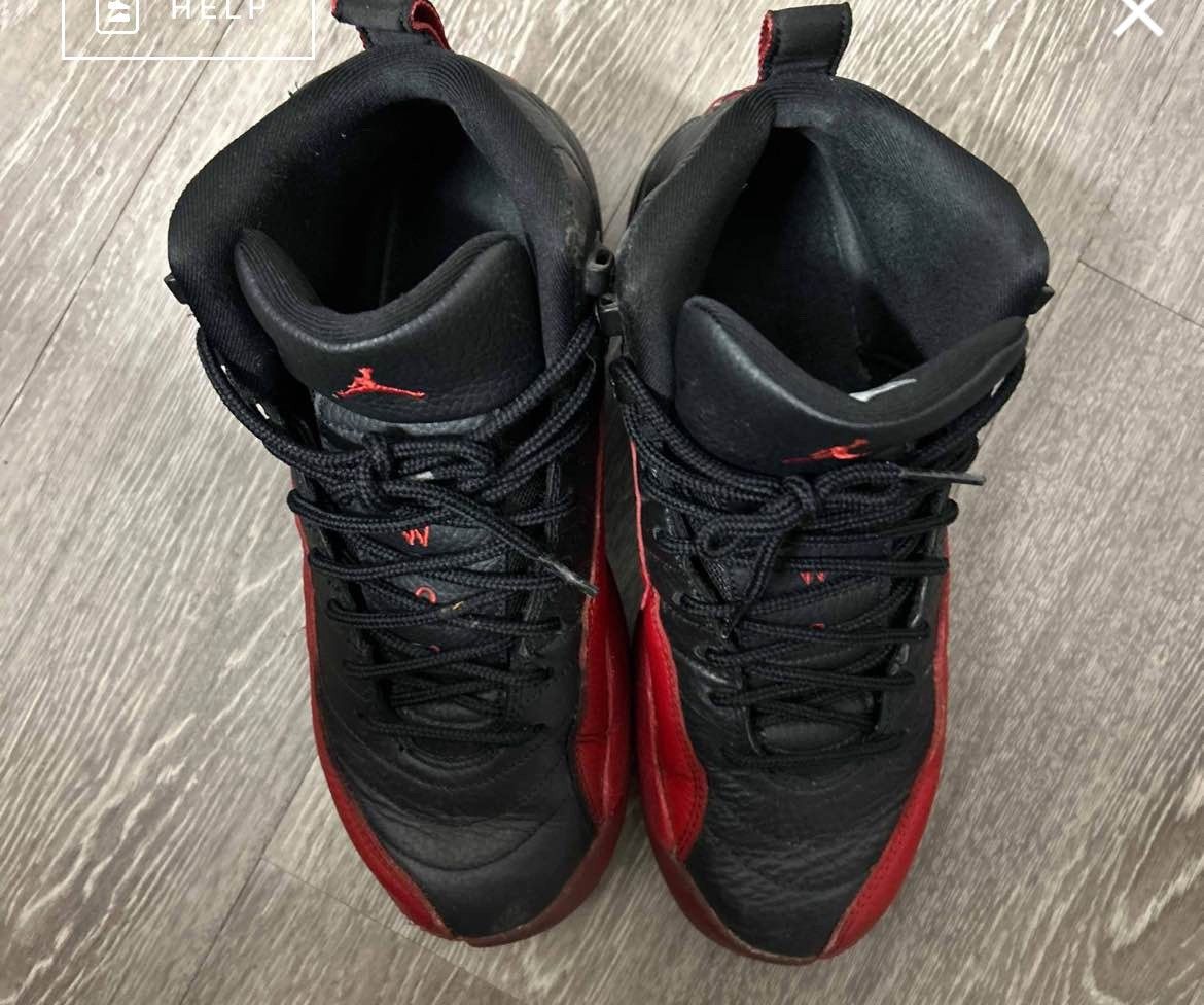 Jordan Brand Jordan 12 Flu game Gs Size 7 Size US 7 / EU 40 - 3 Thumbnail