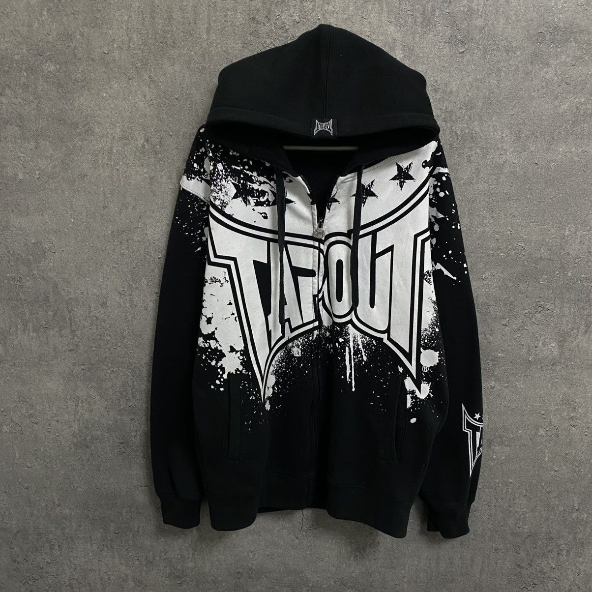 Tapout Tapout Zip Up Hoodie Vintage Big Logo Y2K style Size US L / EU 52-54 / 3 - 1 Thumbnail