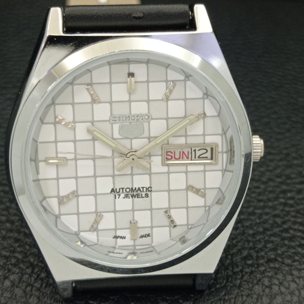 Seiko REFURBISHED VINTAGE SEIKO 5 AUTO JAPAN MENS WATCH a440224 Size 38 - 4 Thumbnail