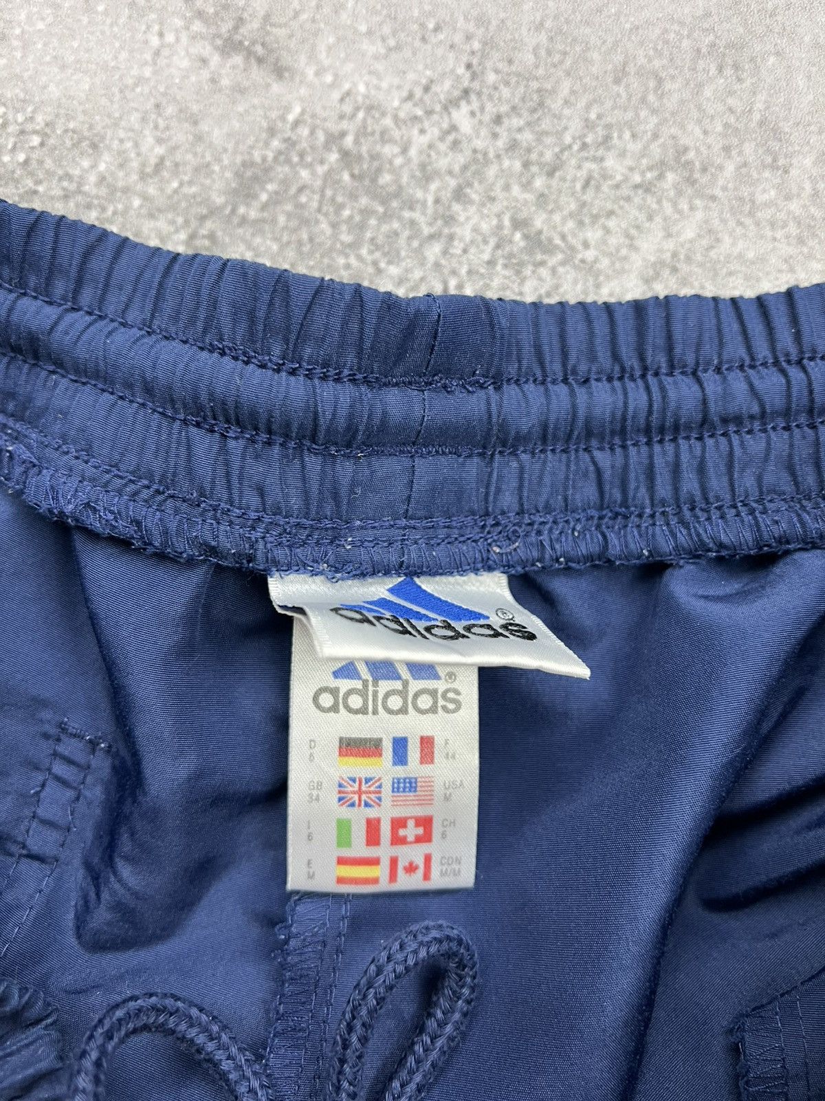 Adidas Vintage 90s Adidas Blue Athletic Shorts Size US 32 / EU 48 - 3 Thumbnail