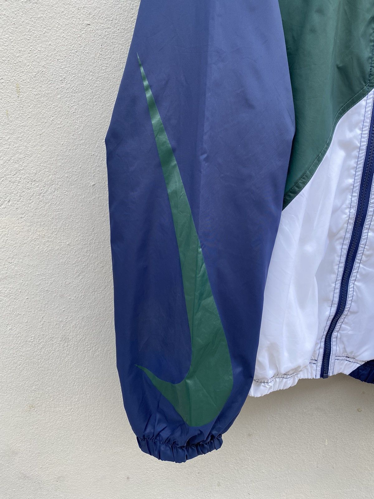 Nike 🔥OG 90s NIKE Biglogo Swoosh Tricolor Streetwear Jacket Size US L / EU 52-54 / 3 - 3 Thumbnail