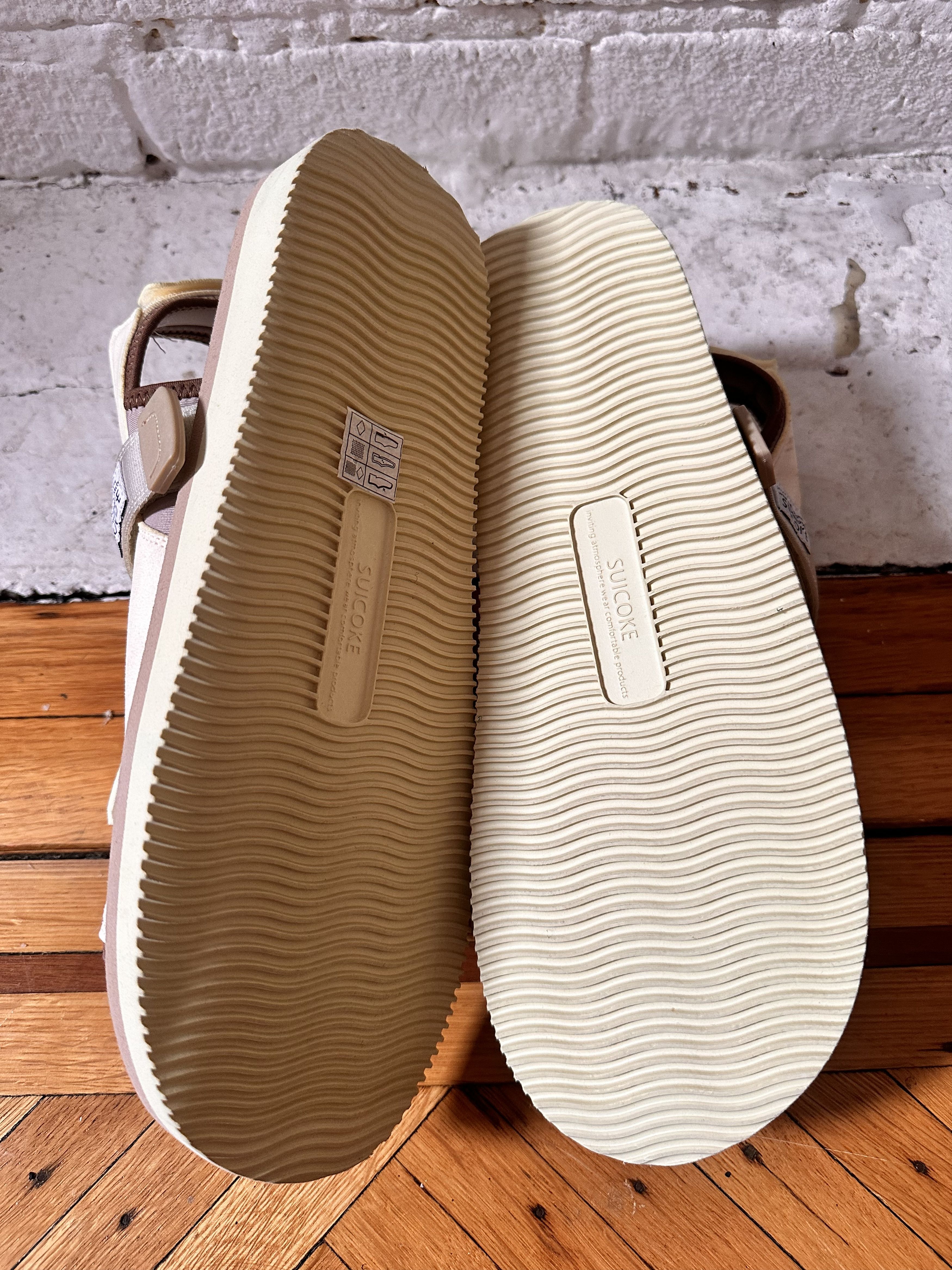SUICOKE OFF WHITE WAS-4AB SANDALS SIZE 13