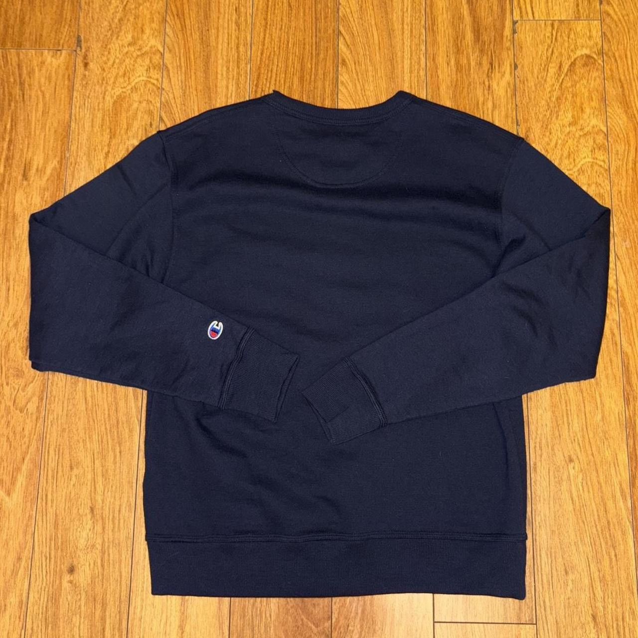 Champion Champion navy crewneck sweatshirt Size US M / EU 48-50 / 2 - 6 Thumbnail