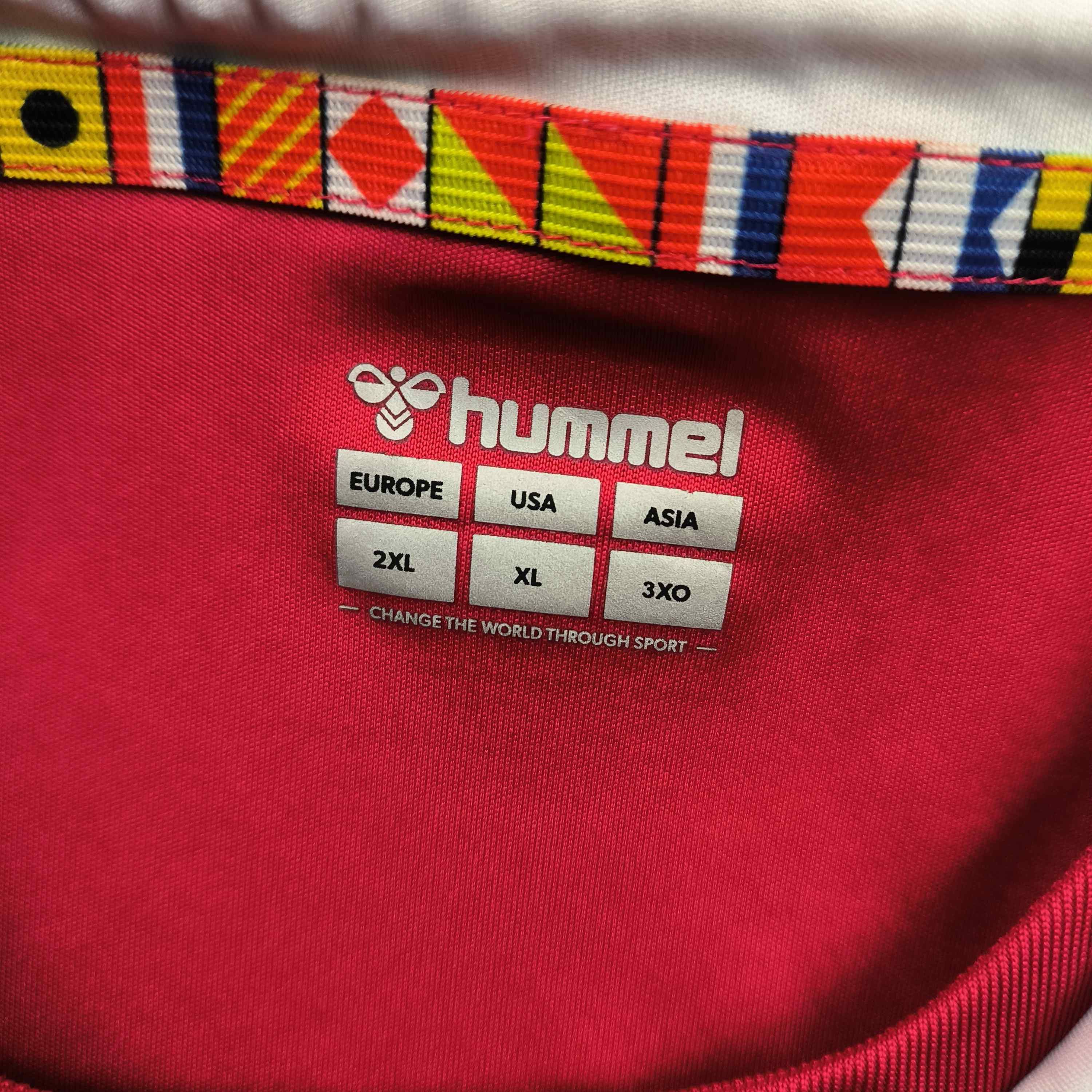 Hummel Bristol City 2022-23 Hummel home football jersey size XXL Size US XXL / EU 58 / 5 - 5 Thumbnail