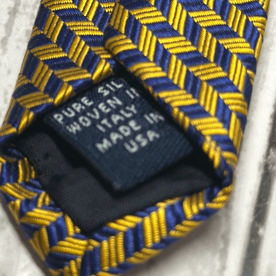 Brooks Brothers Brooks Brothers Makers Chevron Pure Silk Tie Woven in Italy Made USA necktie Blue Multicolor 58” W 4” Men One Size Silk Tie Size ONE SIZE - 6 Thumbnail