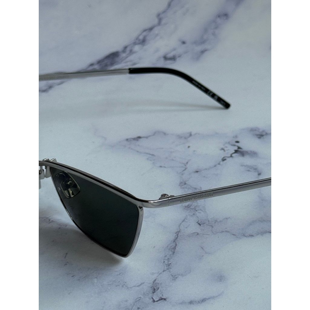 Saint Laurent Paris NEW Saint Laurent SL637 Cat Eye Sunglasses in Silver Metal Size ONE SIZE - 4 Thumbnail
