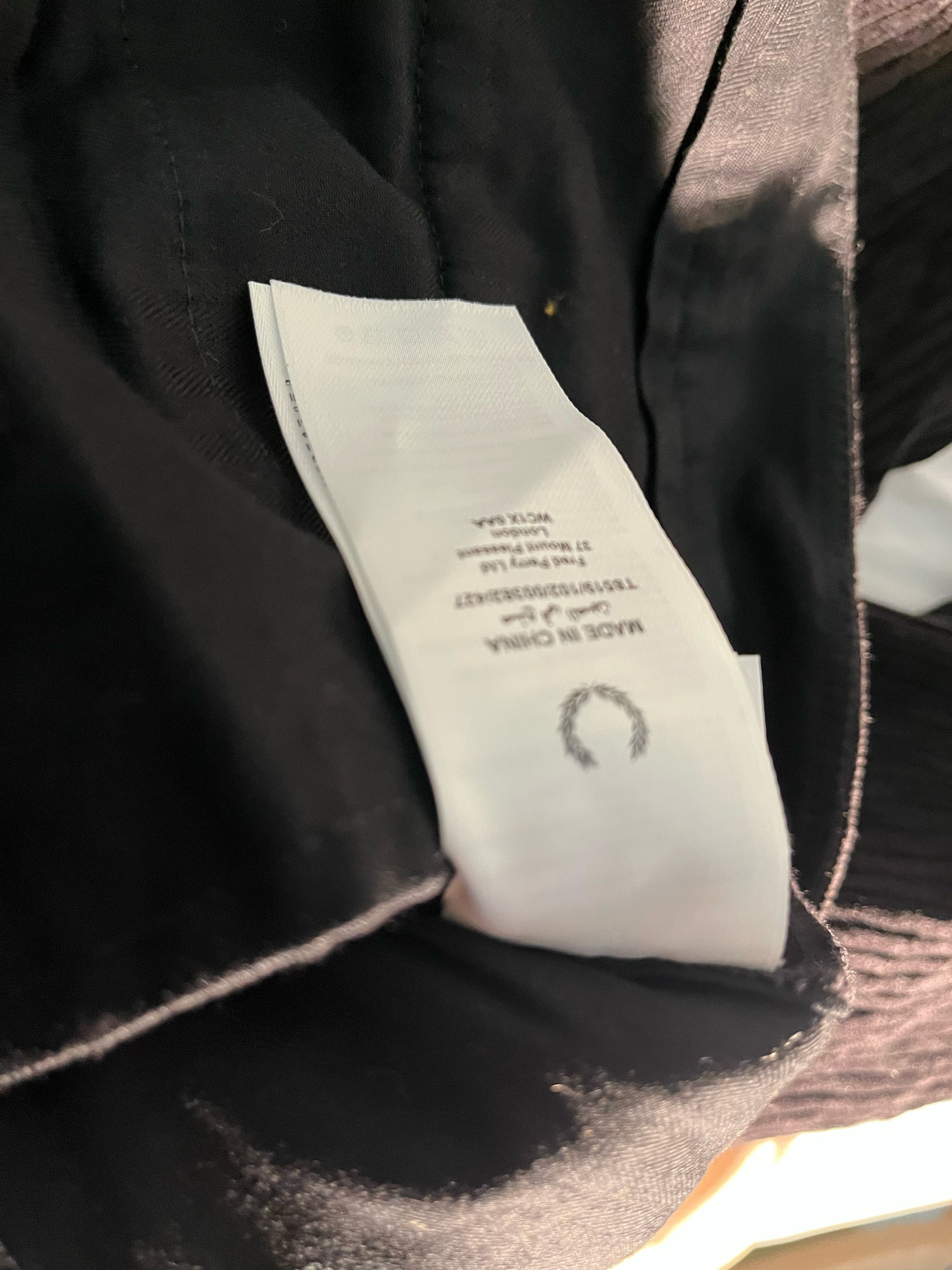 Fred Perry Fred Perry Cropped Corduroy Trousers - Black Size US 32 / EU 48 - 8 Thumbnail