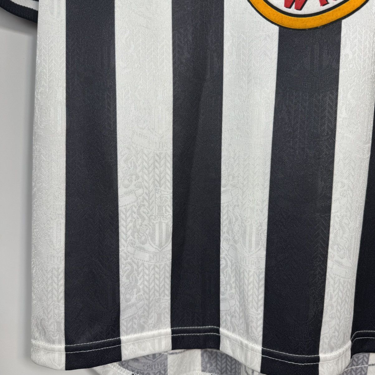 Adidas Newcastle United 1997 1998 Home Football Shirt Soccer Jersey Size US L / EU 52-54 / 3 - 9 Thumbnail