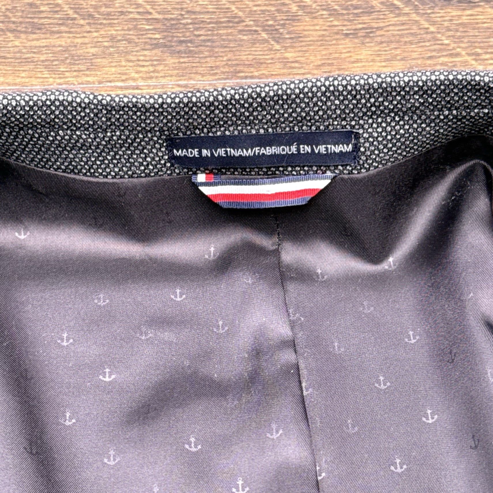 Tommy Bahama Tommy Bahama Blazer Gray Men S42 Notch Lapel Two-Button 4-Button Notch Double-Vented Solid Polyester Rayon Spandex Short Regular Vintage: No Size 42R - 5 Thumbnail