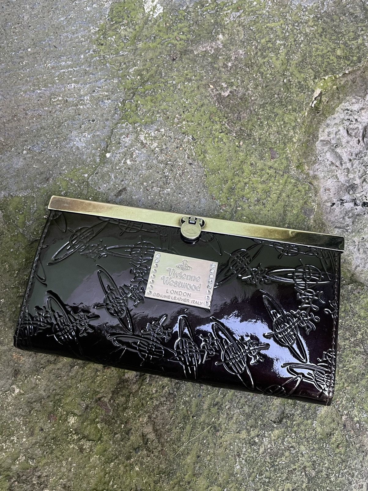 Vivienne Westwood Vintage Vivienne Westwood Leather Monogram Brown Wallet Size ONE SIZE - 1 Thumbnail