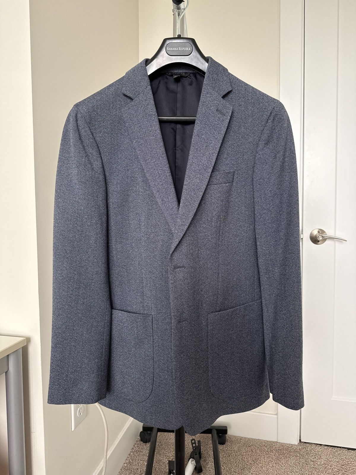 Banana Republic Banana Republic Slim Fit Blazer Size 40S - 1 Thumbnail